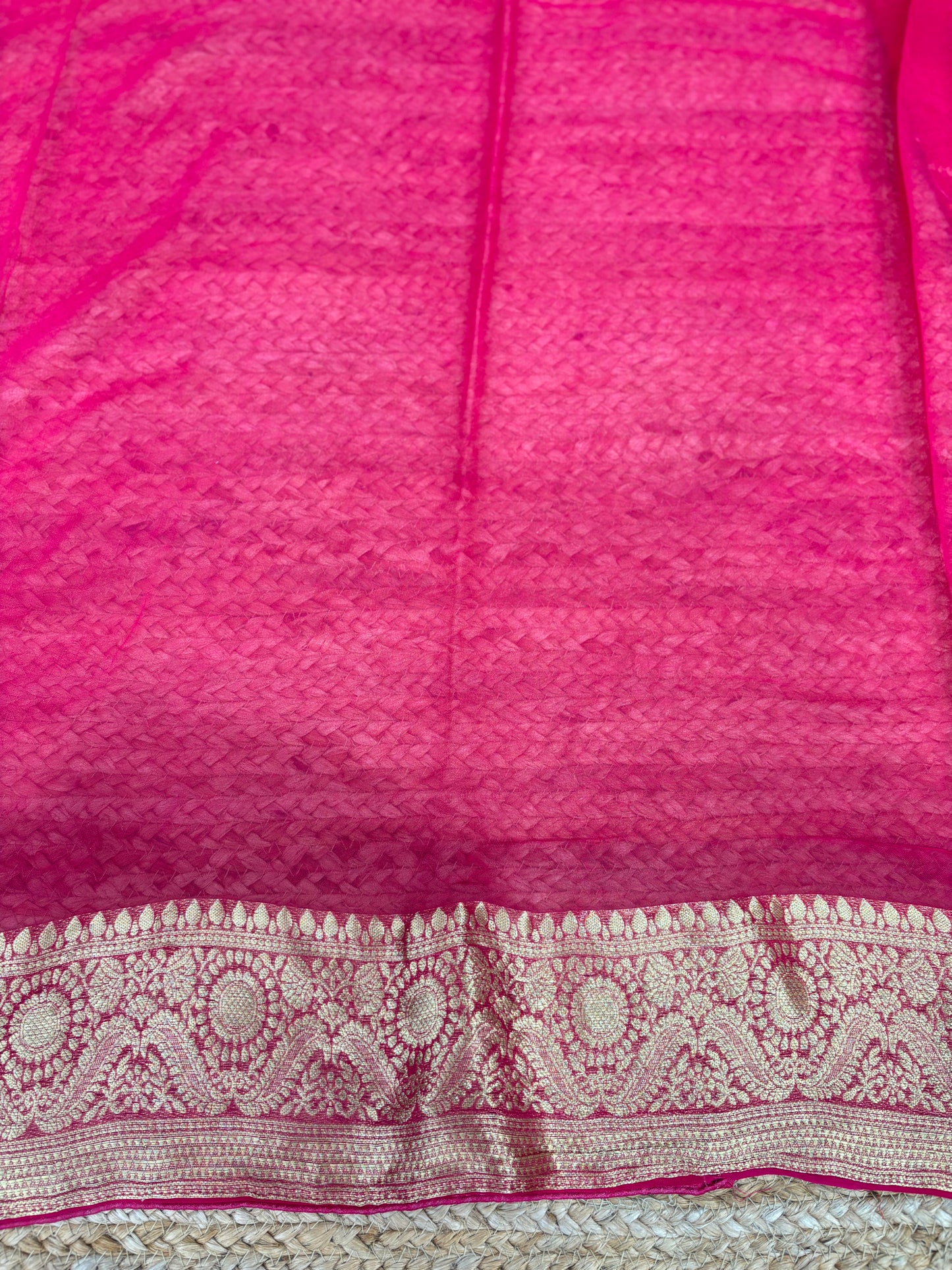Royal Bandhani Pattern Saree With Elegant Traditional Border