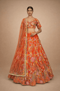 Everyone Questioned Her Colour Choice—Until She Walked Down the Aisle