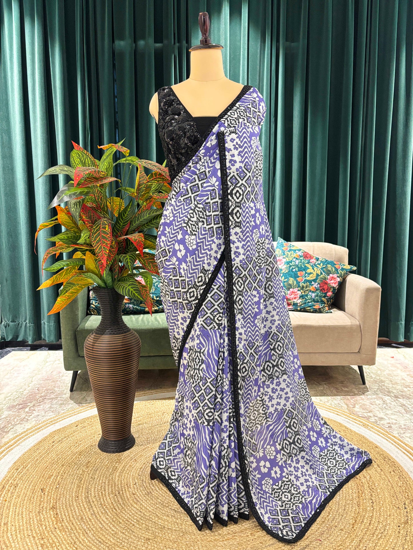 Lavender Ikat Print Saree With Black Border And Blouse Piece