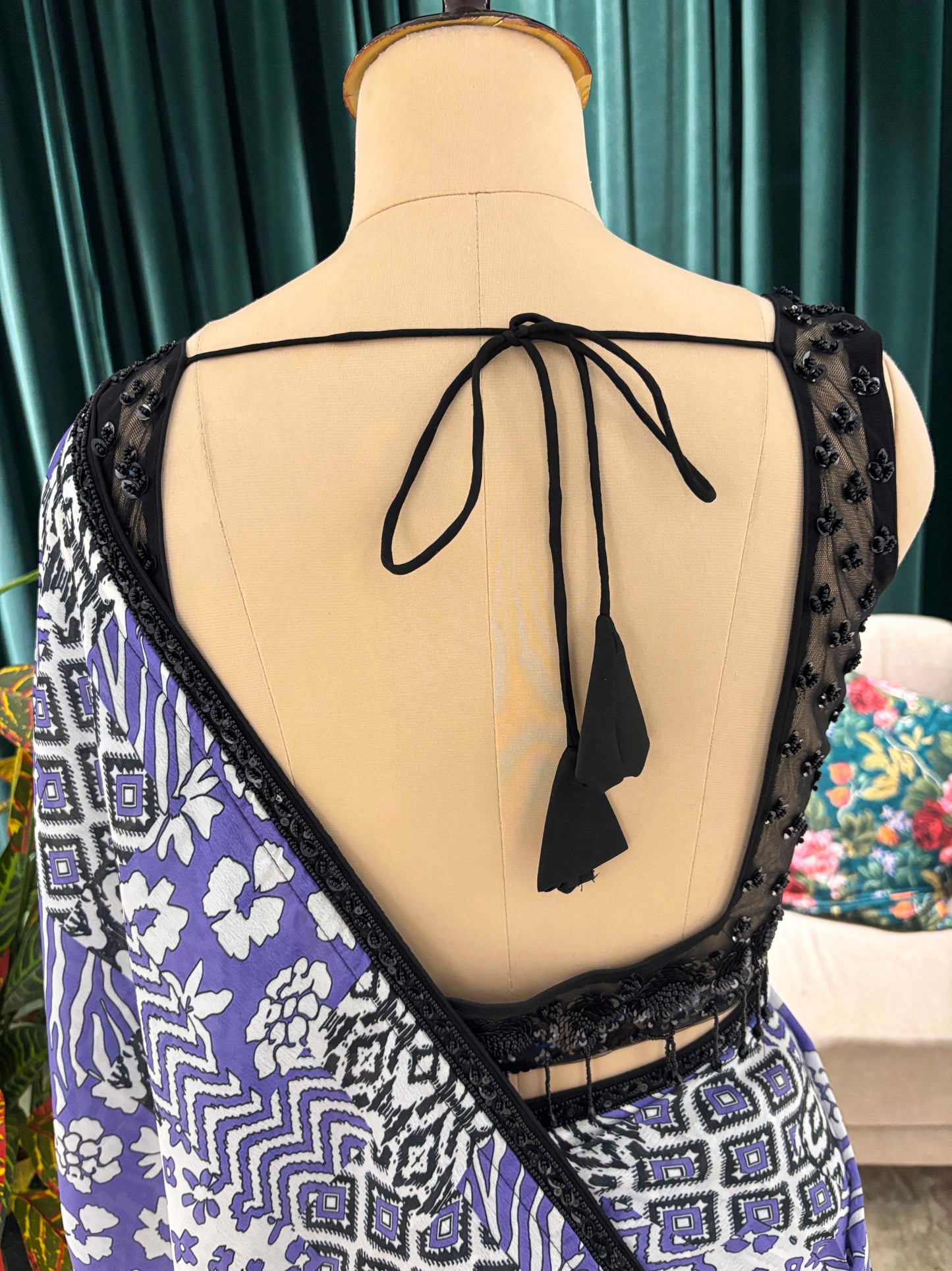 Lavender Ikat Print Saree With Black Border And Blouse Piece