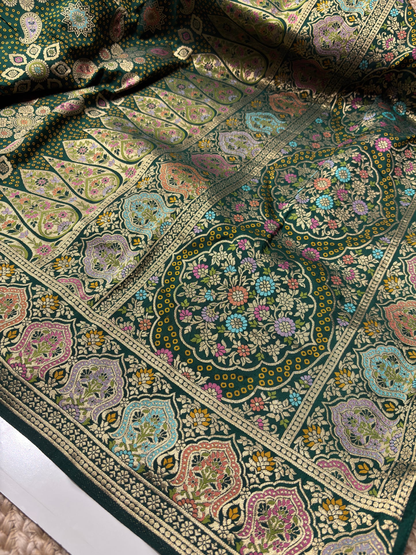 Green Designer Woven Saree with Floral Paisley Motifs & Rich Border