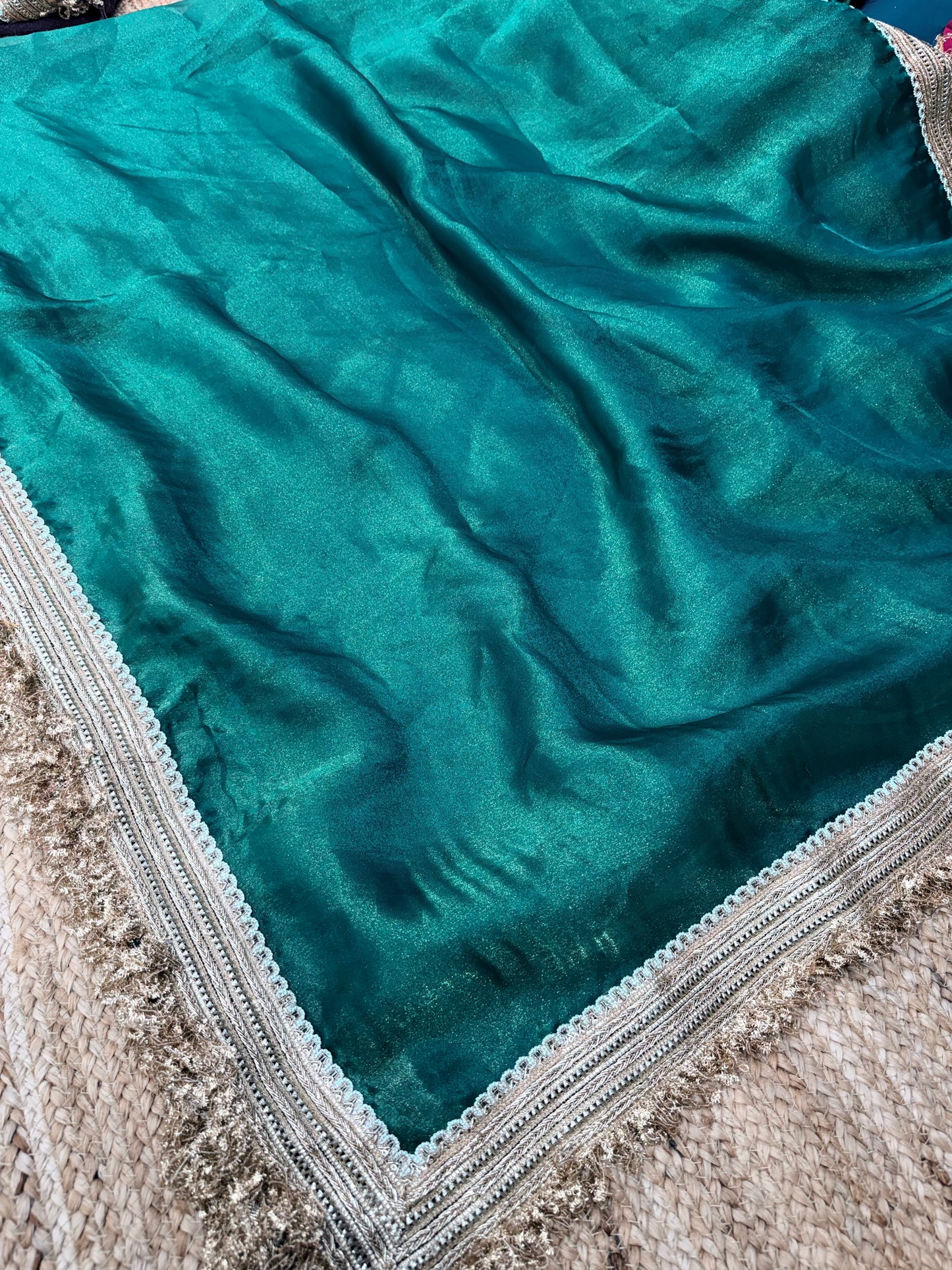 Elegant Green Banarasi Saree with Golden Zari Border | Wedding & Festive Wear