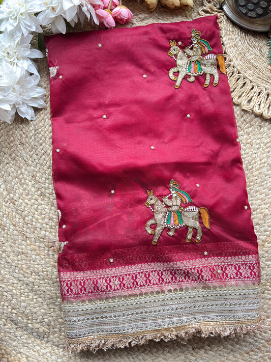 Swayamvar Maharani Saree With Heavy Golden Border