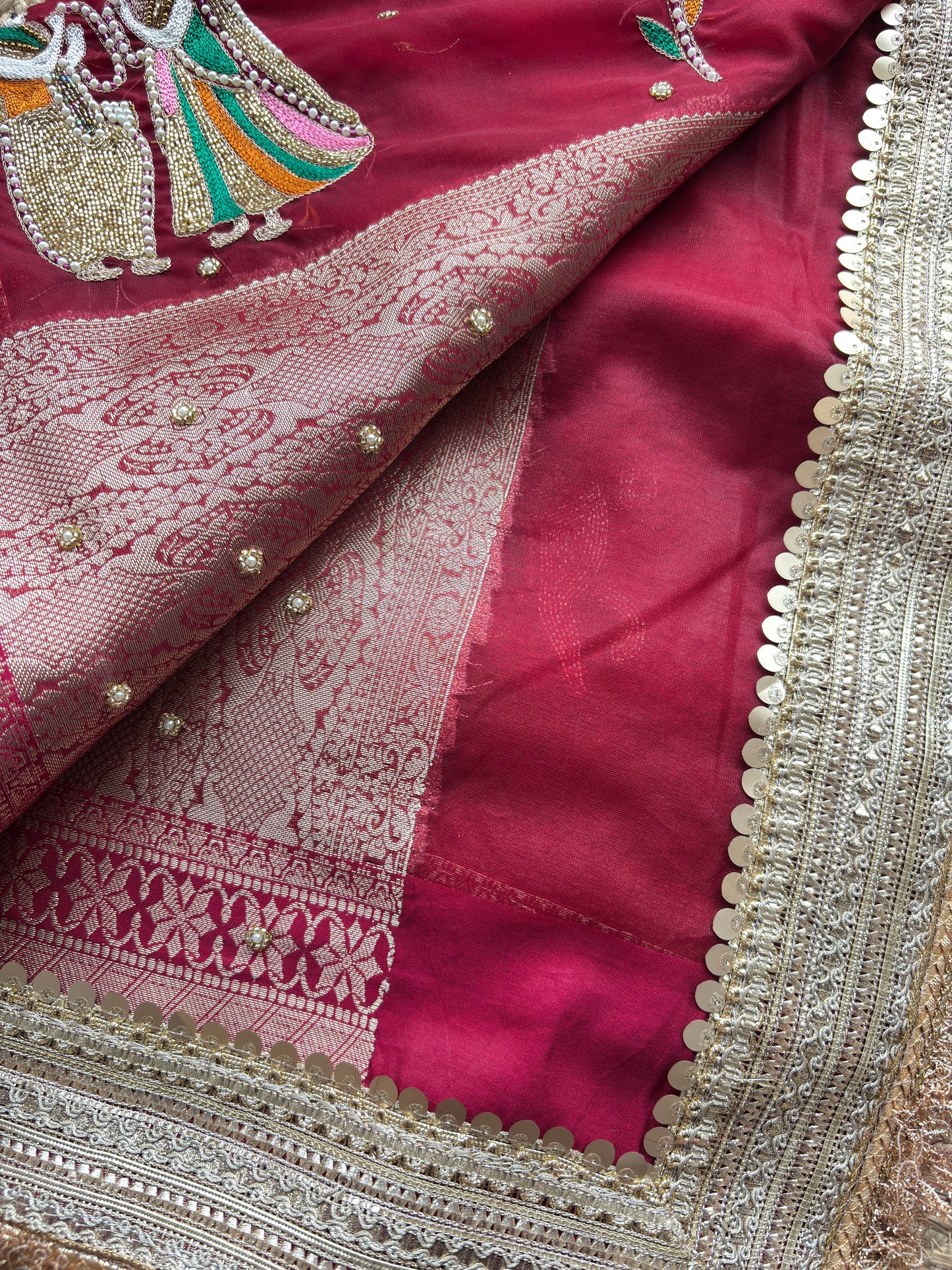 Swayamvar Maharani Saree With Heavy Golden Border