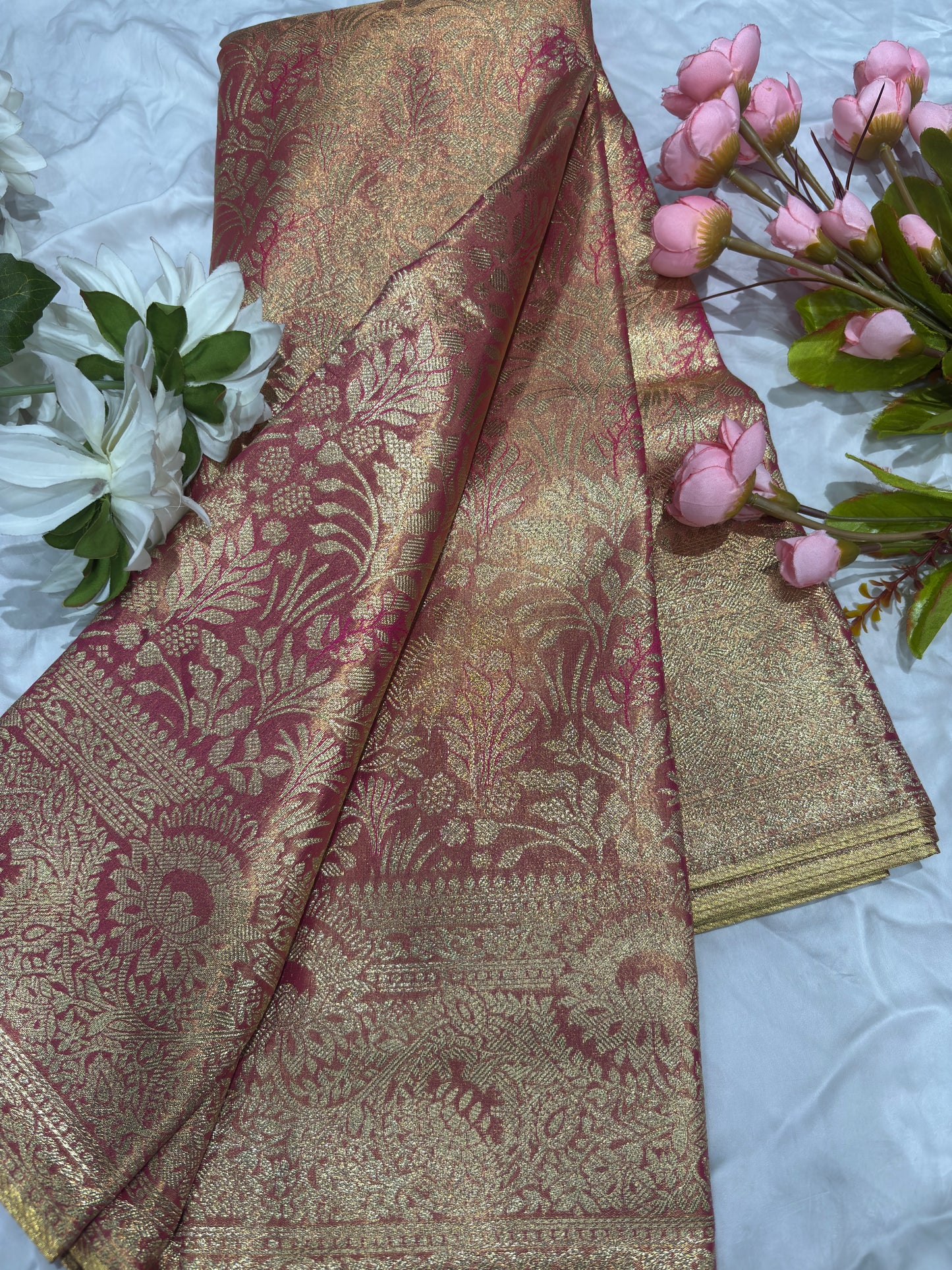 Rani Kanchipuram Silk Saree with Floral Zari Weaving