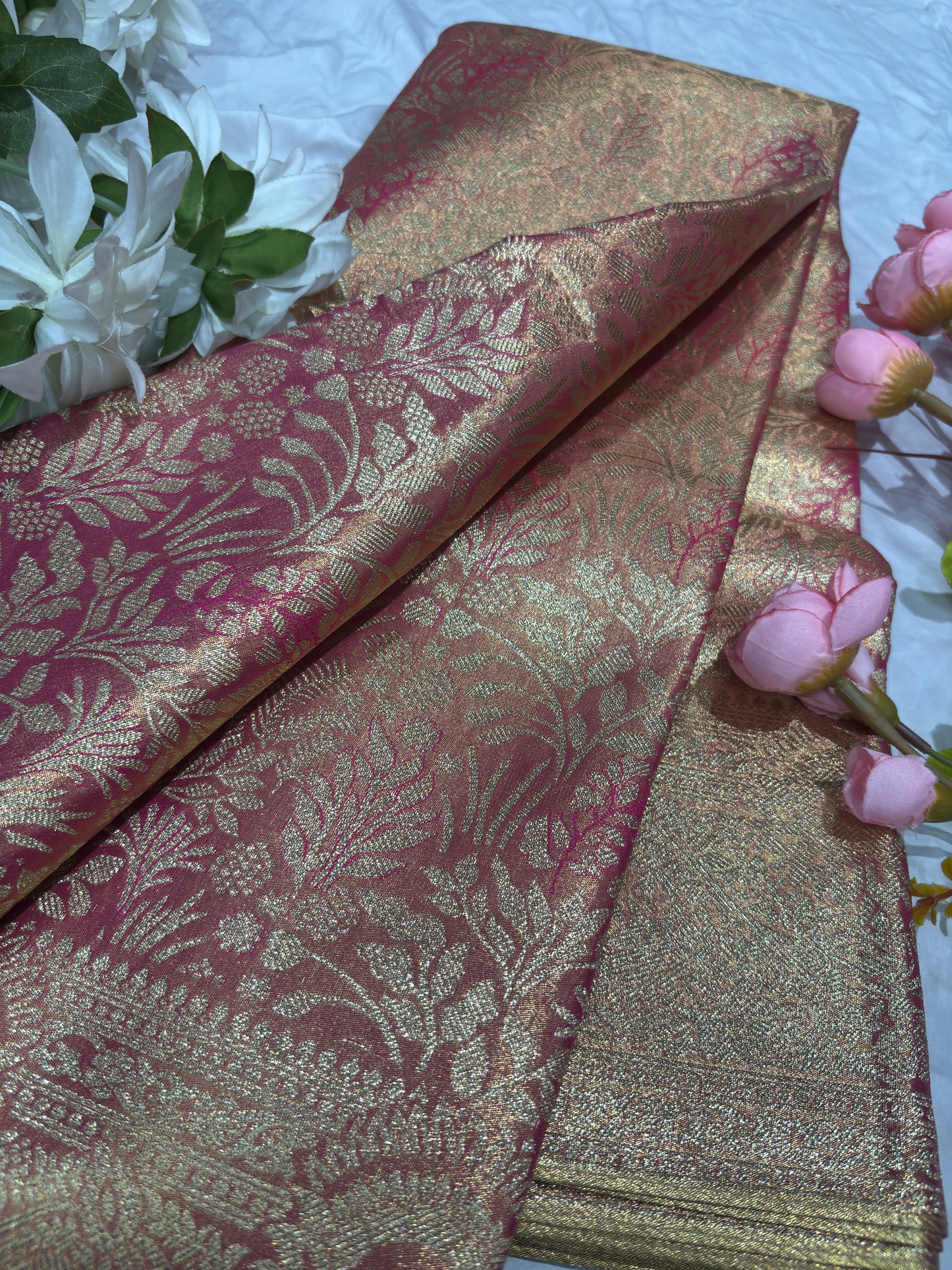 Rani Kanchipuram Silk Saree with Floral Zari Weaving
