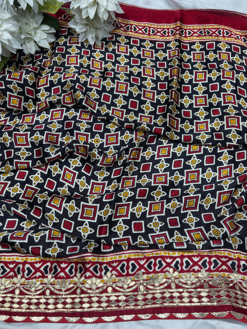 Elegant Red Silk Saree with Golden Zari Floral Design