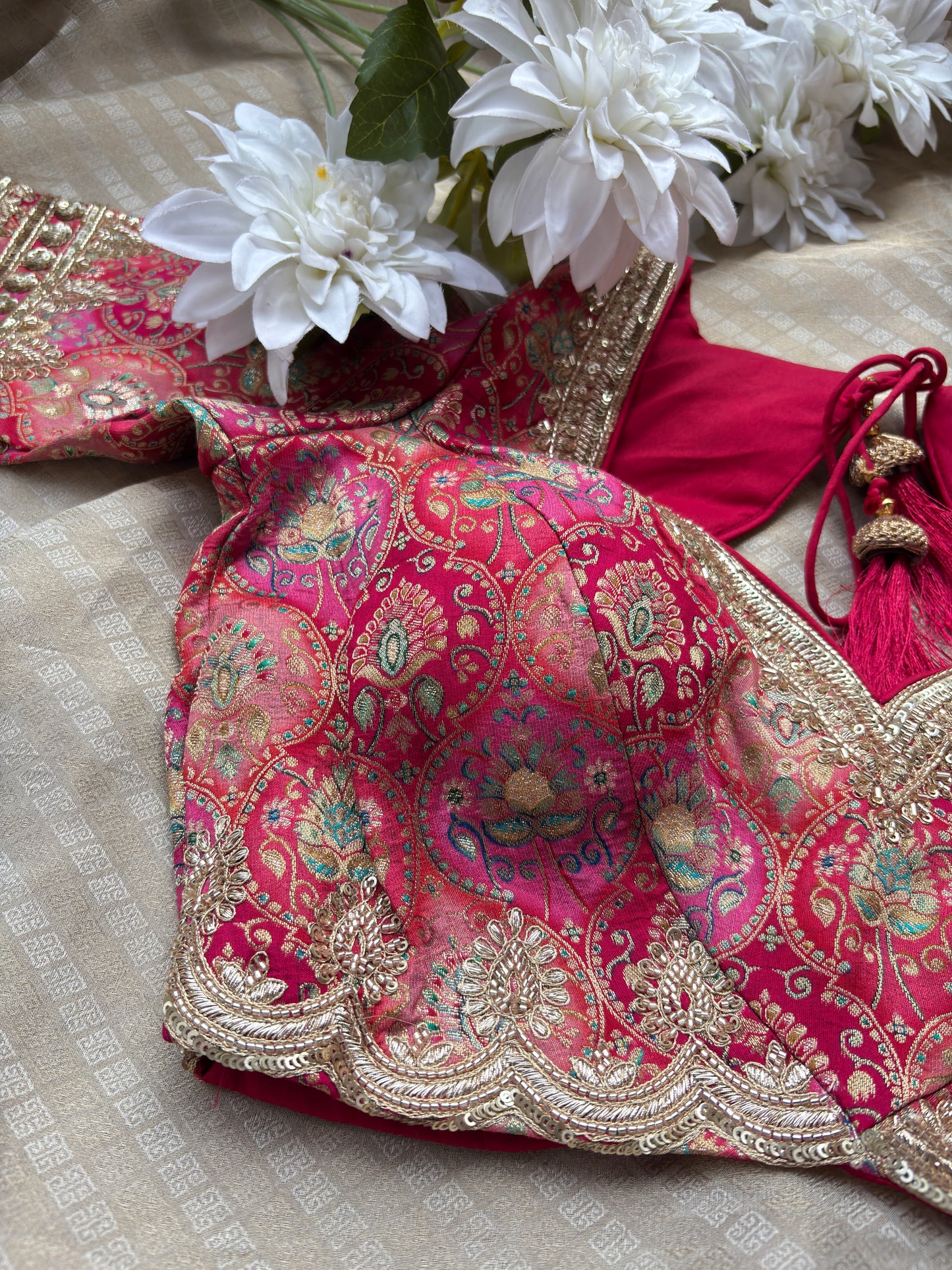 Elegant Grand Designer Saree with Zari Embroidered Border