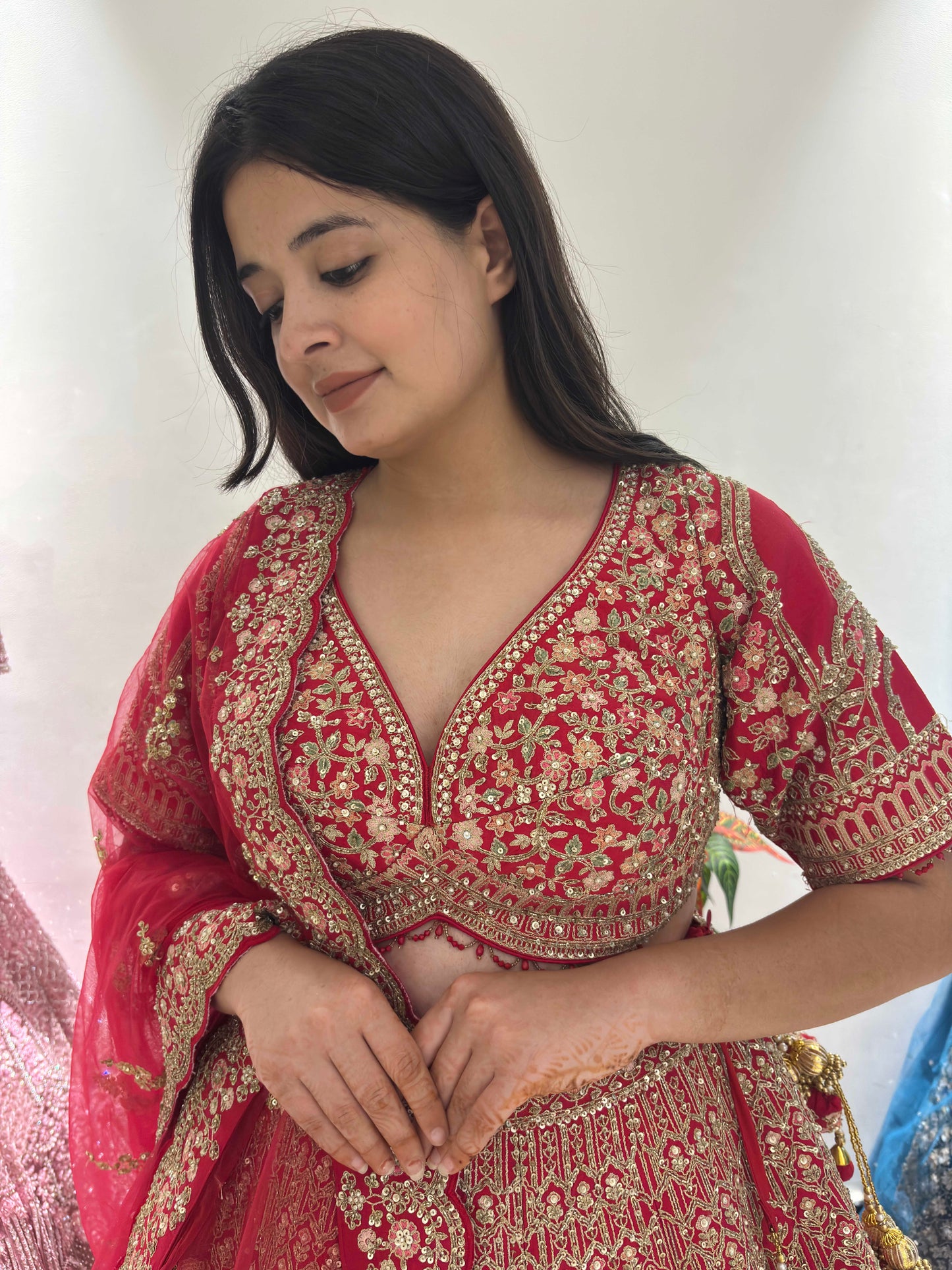 Regal Bridal Lehenga with Exquisite Golden Embroidery