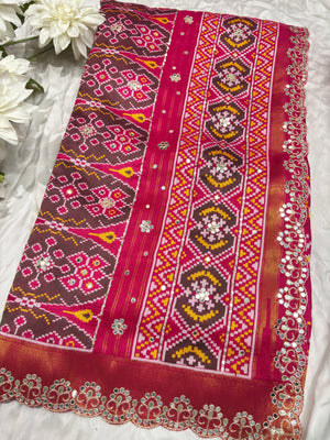 Patola Rani Colour  Saree with Geometric Floral Patterns