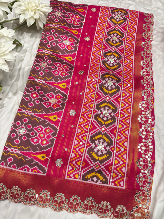Patola Rani Colour  Saree with Geometric Floral Patterns