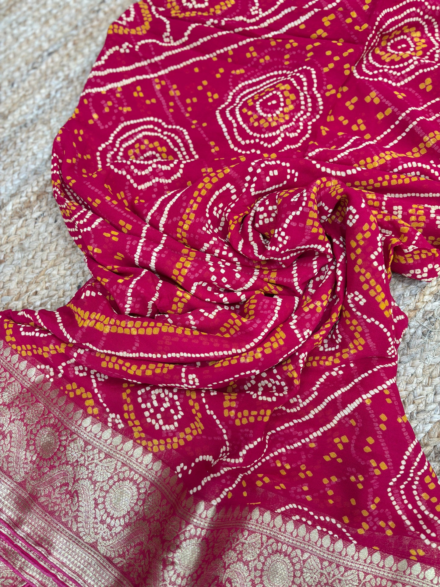 Royal Bandhani Pattern Saree With Elegant Traditional Border