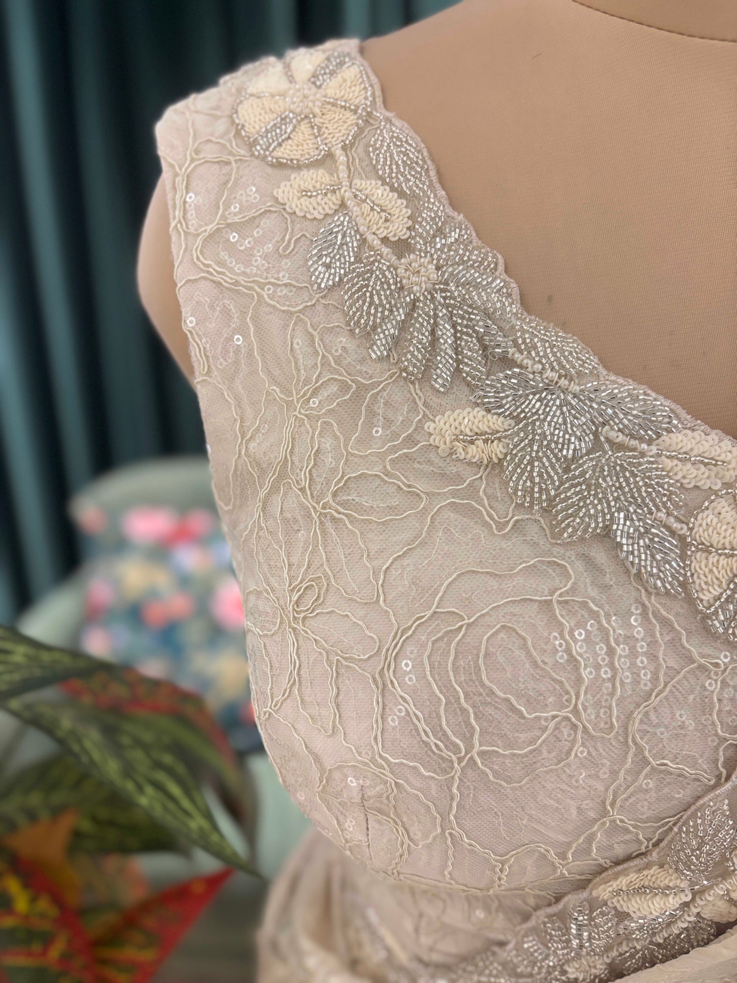 Ivory Embroidered Saree with Elegant Floral Border Work