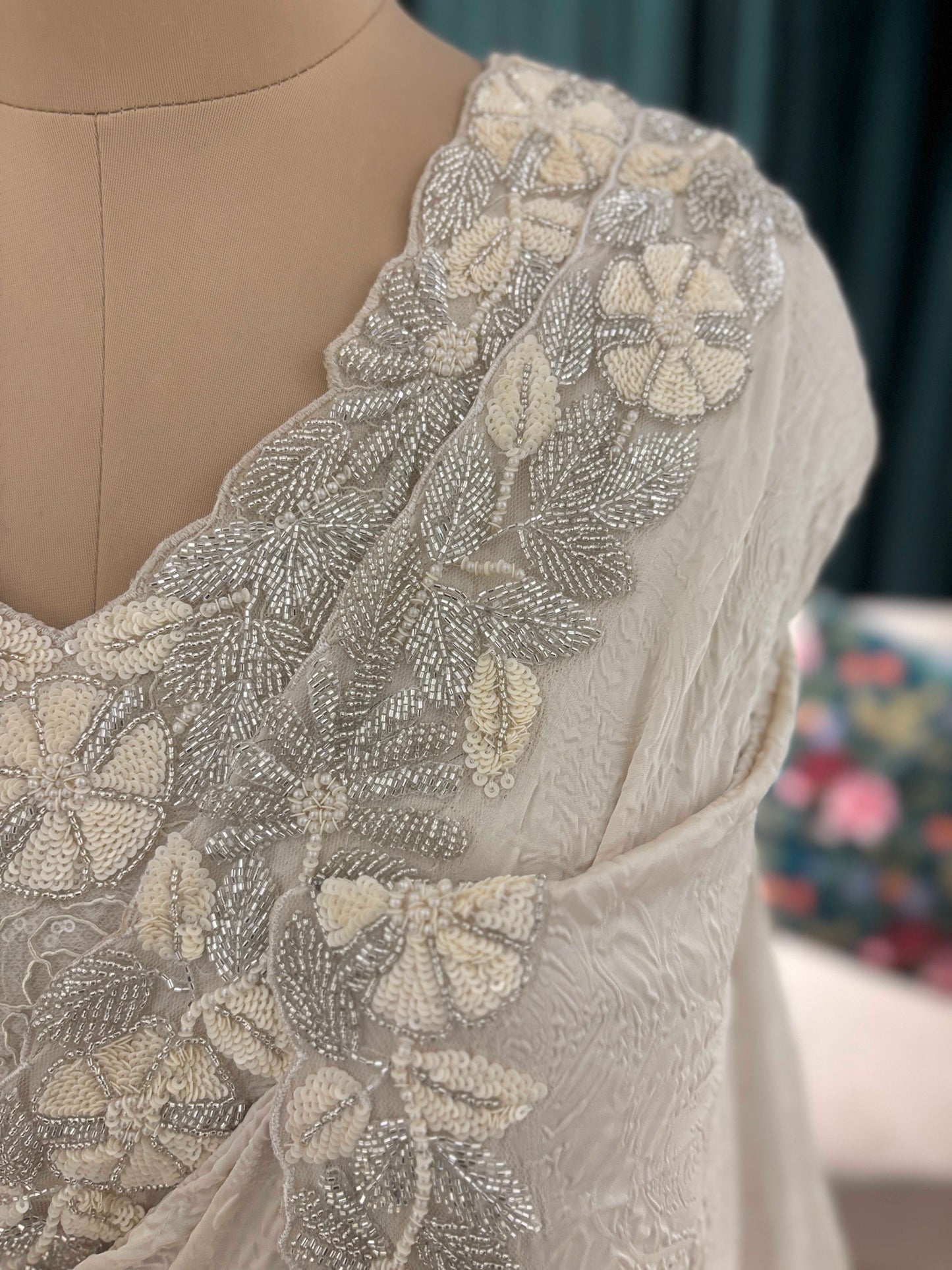 Ivory Embroidered Saree with Elegant Floral Border Work