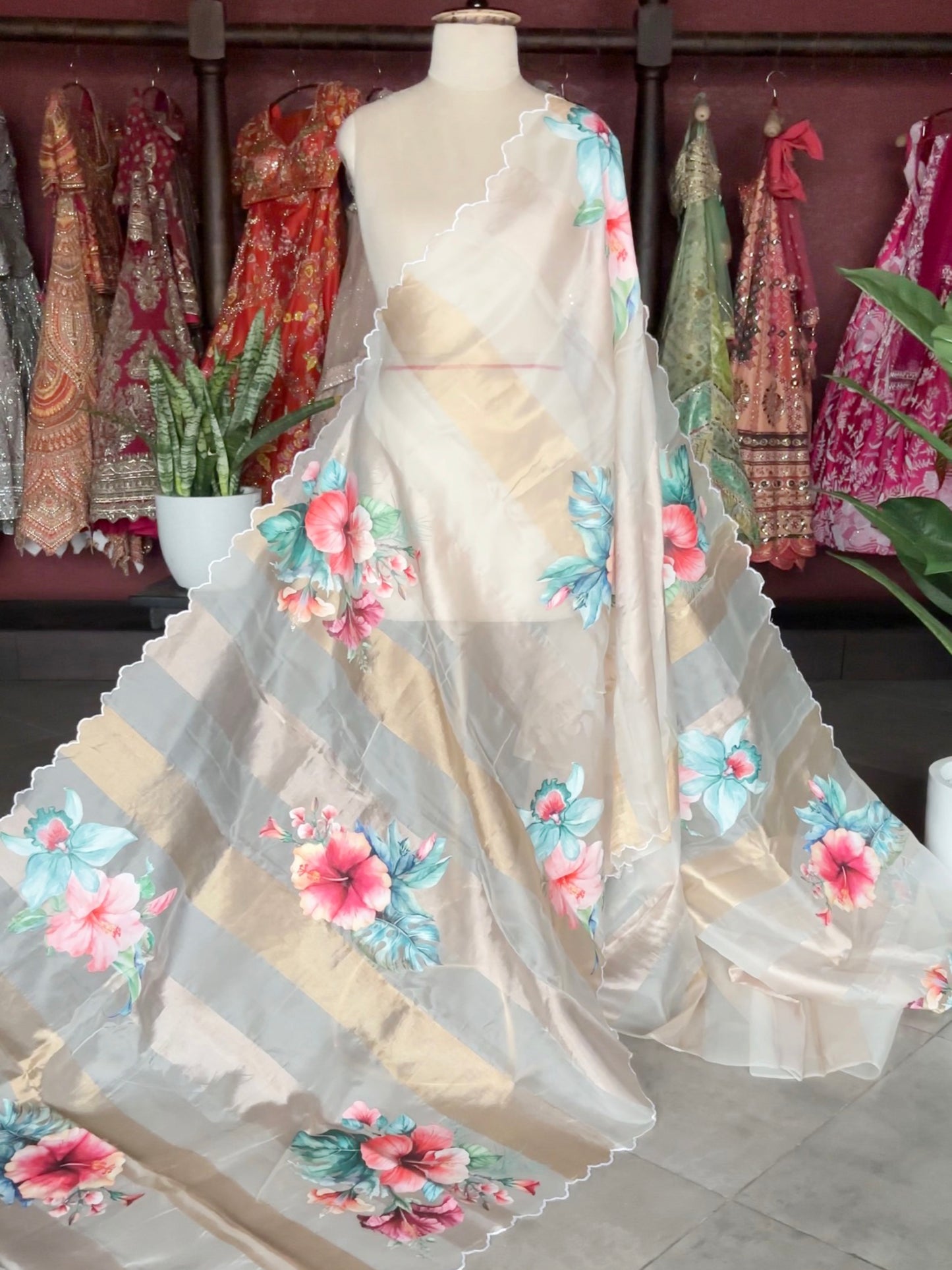 Ivory Kora Silk Tissue Saree With Striped Pallu and Scallop Border