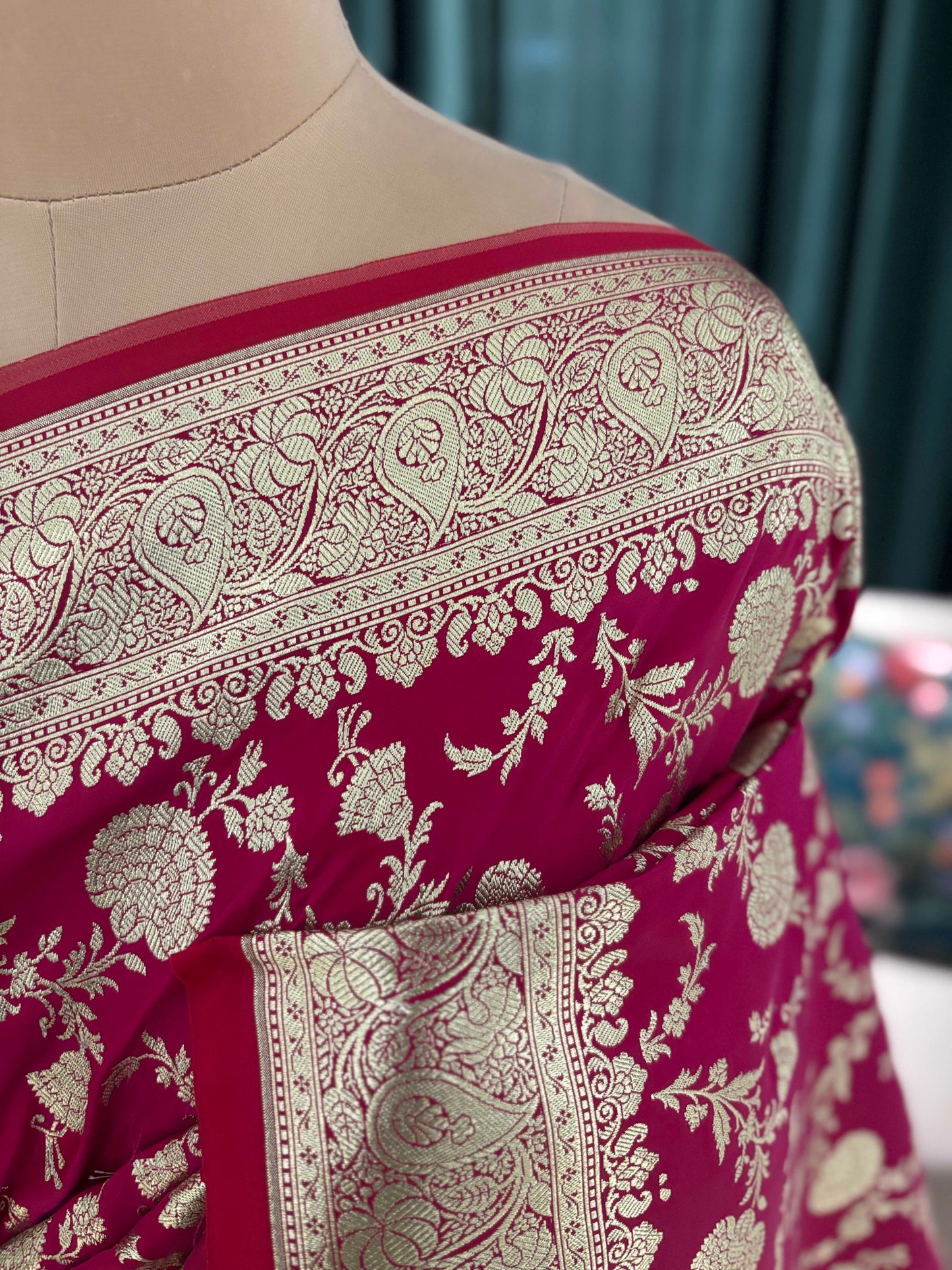 Red Elegant Silk Saree with Rich Gold Floral Motifs