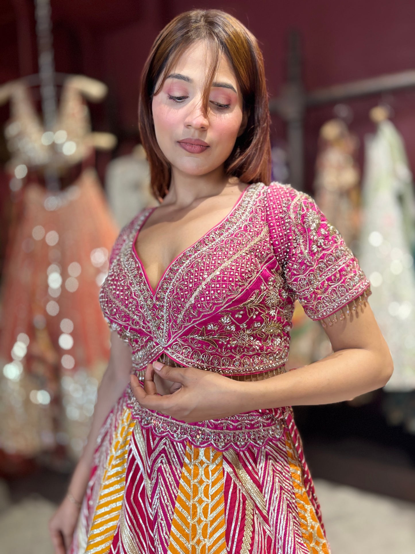 Exquisite Embroidered Lehenga Set for Traditional Elegance